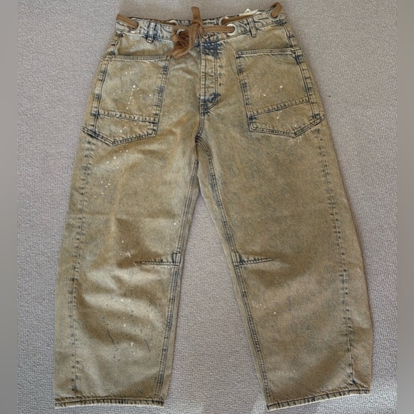 Free People Moxie Low-Slung Barrel Jeans- Blue and Tan - Picture 2 of 5